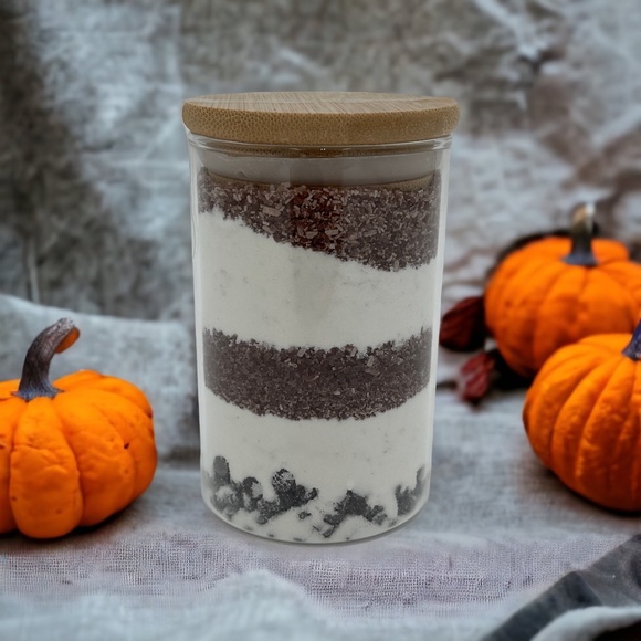 The Chocolate Lover Bath Salt - Picture 2 of 2